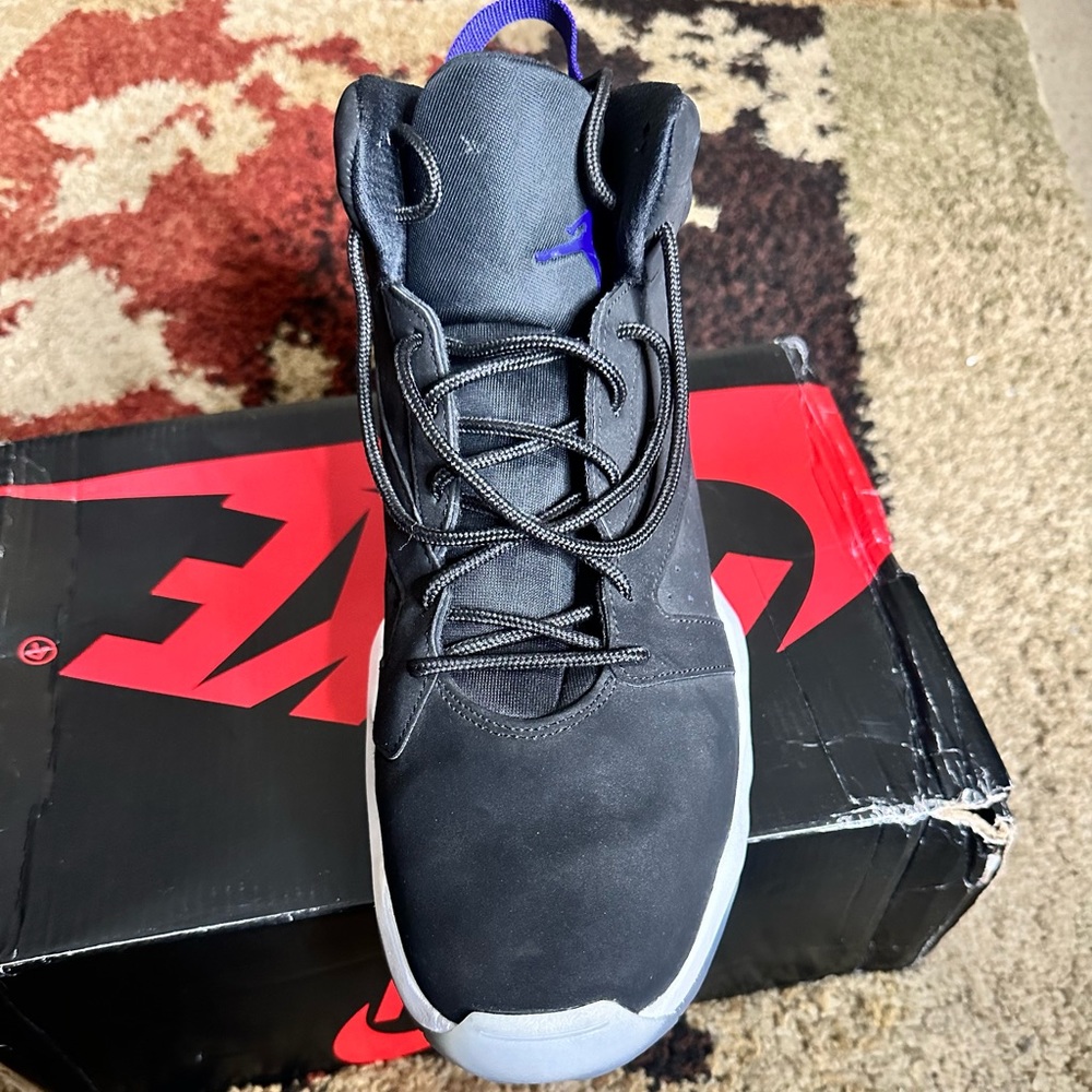 Jordan Lift Off
Black Dark Concord